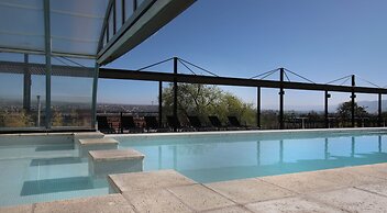 Pinares Panorama Suites & Spa