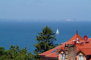 Panorama Hotel Lohme