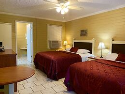 Lakeside Inn and Cafe