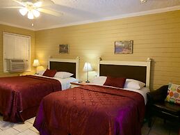 Lakeside Inn and Cafe