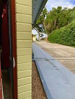 Lakeside Inn and Cafe