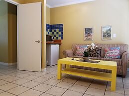 Lakeside Inn and Cafe