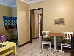 Lakeside Inn and Cafe