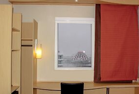 ibis Makassar City Center