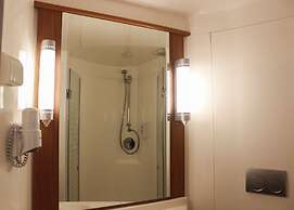 ibis Makassar City Center