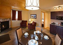 Hotel Jasper East Cabins, Jasper East, Canada - Lowest Rate Guaranteed!