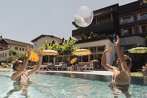 Hotel Mari Pop