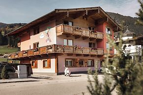 Hotel Mari Pop