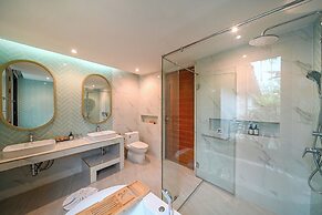 The Kiri Villas Resort