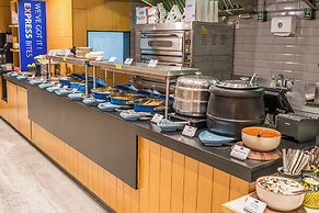 Holiday Inn Express Gurugram Sector 50 by IHG