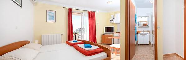 Apartments Vila Adrijana and Fitness Studio Wolf