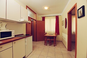 Apartments Vila Adrijana and Fitness Studio Wolf