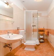 Apartments Vila Adrijana and Fitness Studio Wolf