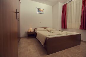 Apartments Vila Adrijana and Fitness Studio Wolf