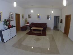 Apartments Vila Adrijana and Fitness Studio Wolf