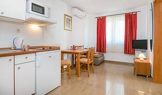 Apartments Vila Adrijana and Fitness Studio Wolf