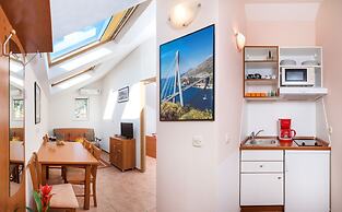 Apartments Vila Adrijana and Fitness Studio Wolf