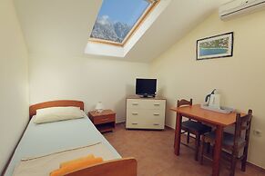 Apartments Vila Adrijana and Fitness Studio Wolf