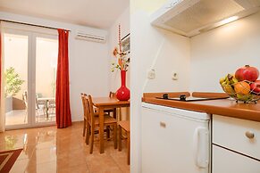Apartments Vila Adrijana and Fitness Studio Wolf
