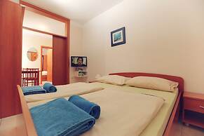 Apartments Vila Adrijana and Fitness Studio Wolf