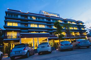 TH Beach Hotel