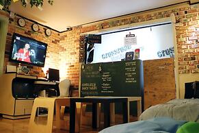 Crossroad Backpackers