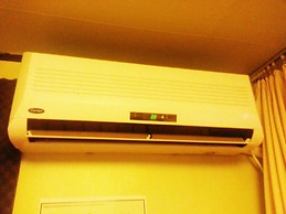 Crossroad Backpackers