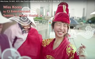 Crossroad Backpackers