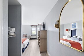 Anchorage Inn and Resort