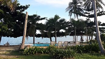 Jinta Beach Bungalow