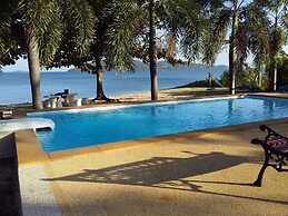 Jinta Beach Bungalow