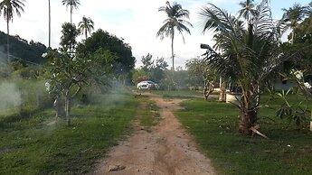 Jinta Beach Bungalow