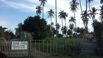 Jinta Beach Bungalow