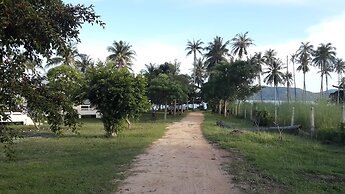 Jinta Beach Bungalow