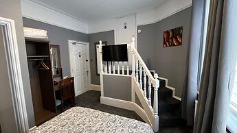 Charlotte Guest House