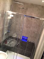 Charlotte Guest House