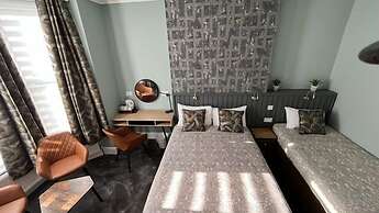 Charlotte Guest House