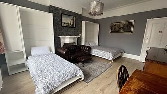 Charlotte Guest House