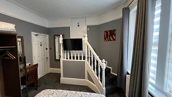 Charlotte Guest House