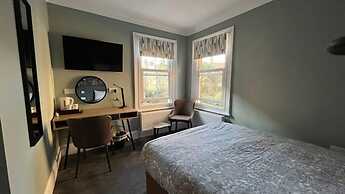 Charlotte Guest House