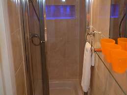 Charlotte Guest House