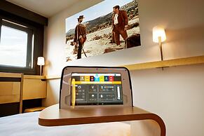 Nomad Hotel Roissy CDG