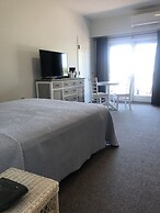 Knapps Narrows Marina & Inn