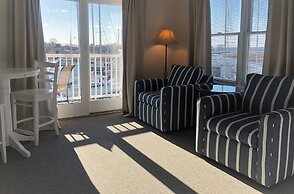 Knapps Narrows Marina & Inn