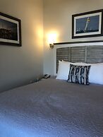 Knapps Narrows Marina & Inn