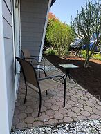 Knapps Narrows Marina & Inn