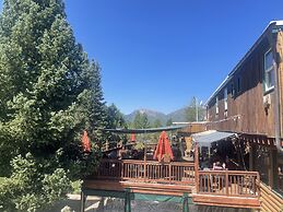 Silver Fork Lodge and Restaurant