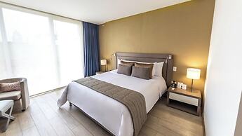 100 Luxury Suites by Preferred