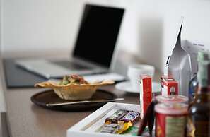 100 Luxury Suites by Preferred