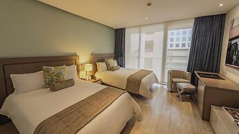 100 Luxury Suites by Preferred